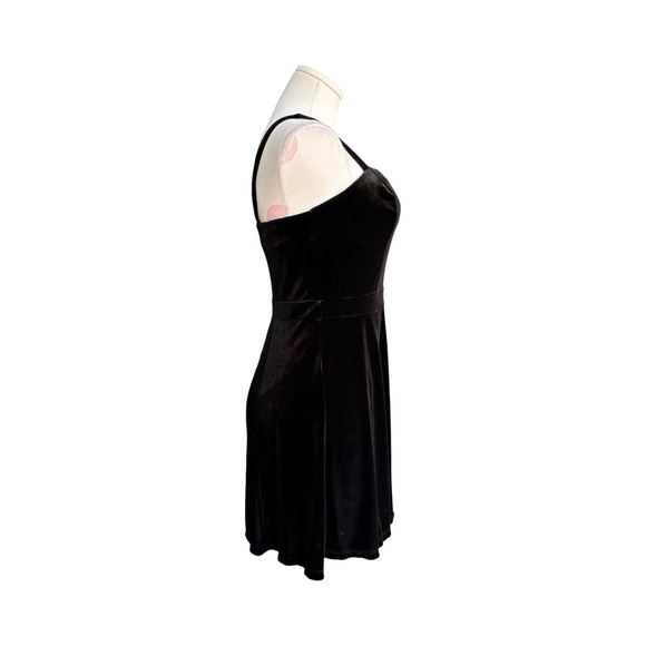 ⚡️💲5️⃣⚡️ Y2K Style Black Velvet Zip Up Mini Dress- Whimsigoth - Small - Picture 4 of 7